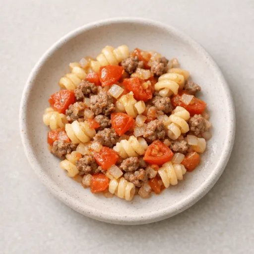 Carne de res, Tomate, Pasta y Cebolla